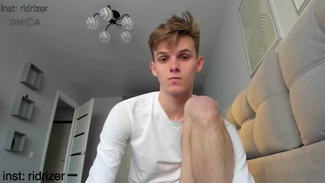 horny_jerk_roy_prick2001  02-05-2022
